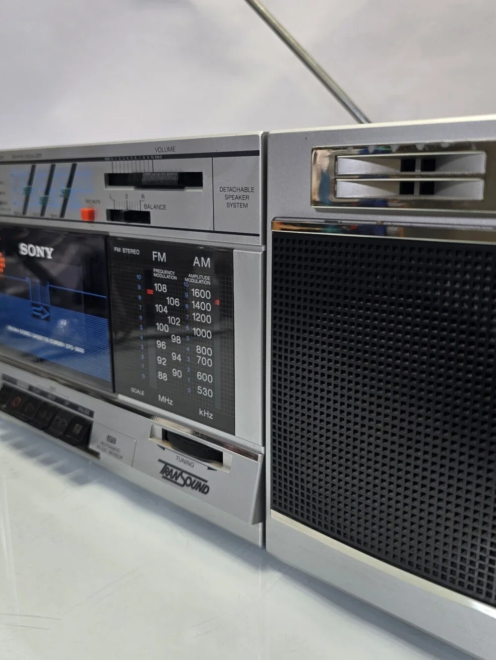 Sony CFS-3000 Stereo Boombox 1980s Tape Cassette AM/FM Radio Exellent Working